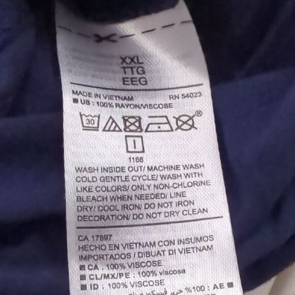 Old Navy Blue Graphic Relaxed Short Sleeve Tee - Picture 5 of 5